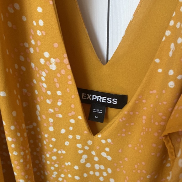 Adorable floor length dress with empress waist - Picture 5 of 8